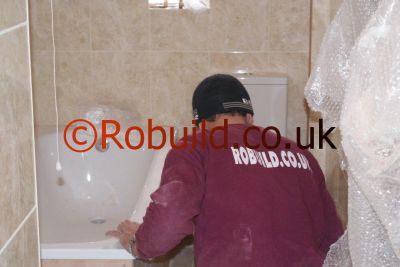 robuild bathroom kitchen tiler london