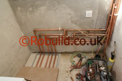 copper pipes plumbing